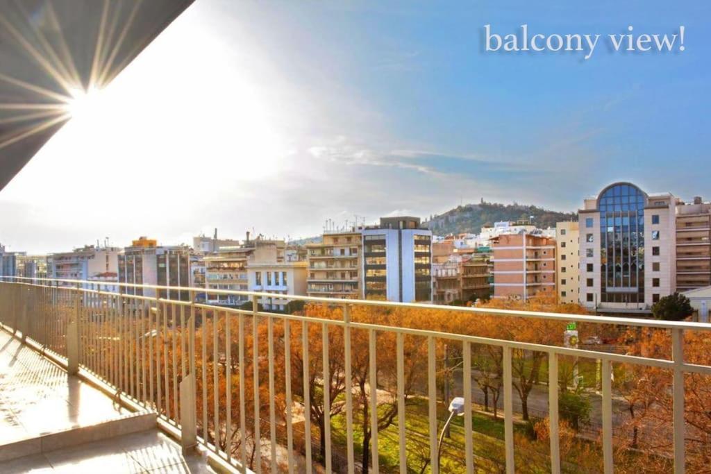 Near Acropolis, 3 Bedroom 2 Bathroom Big Beautiful Apt Atene Esterno foto